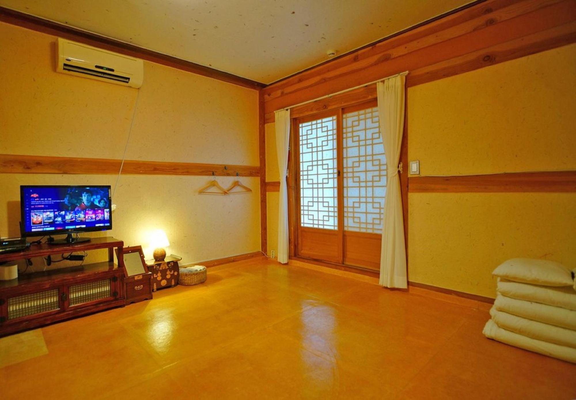 Hanok Gotaek Goeul Jeonju Exterior foto